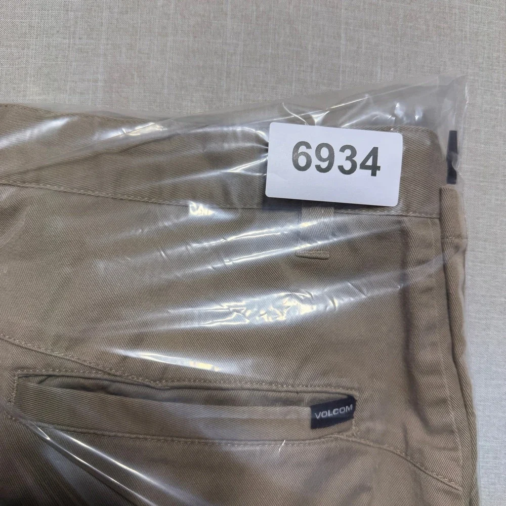Volcom Shorts Mens 32 Khaki Frickin Modern Stretch Chino Skate Surf Casual